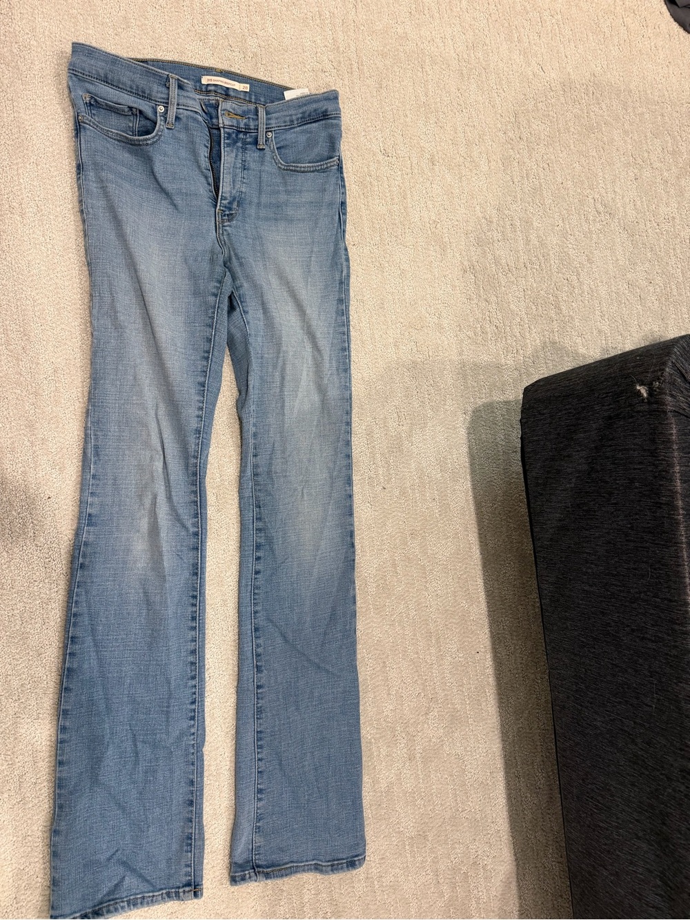 Light Blue Women’s Jeans - Levi
